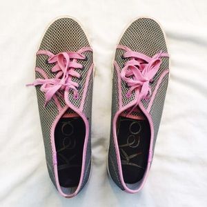 Teal Patterned Keds w/ Pink Lining & Laces